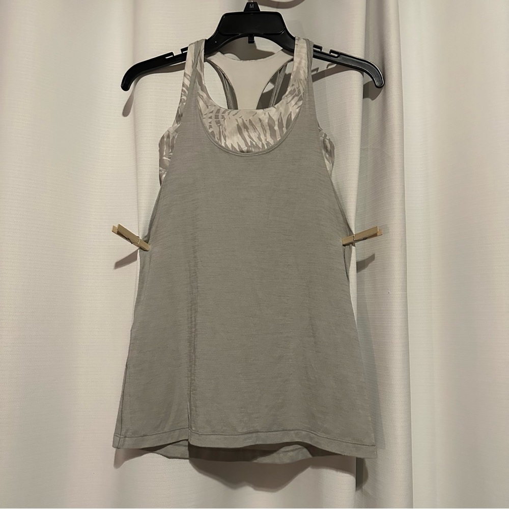 Lululemon Twist and Toil Tank Heathered Seal Grey / Palm Camo White Nimbus 4